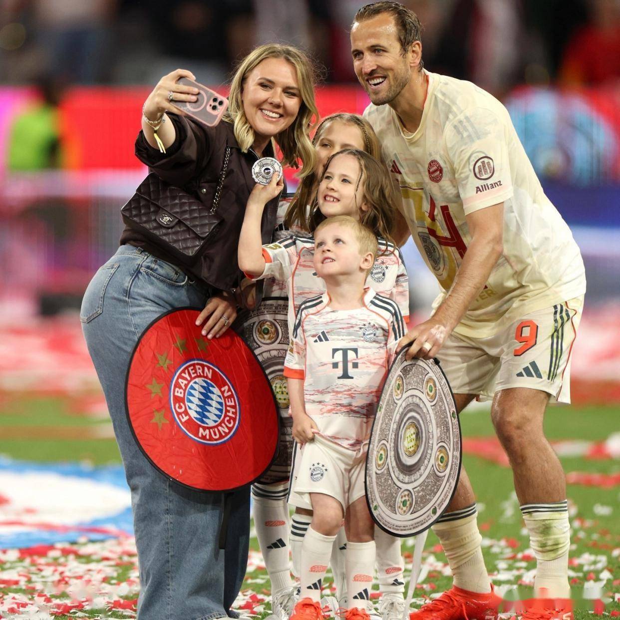 KAIYUN-凯恩回归赛场，惊险取胜首场状态亮眼，切尔西观众沸腾！的简单介绍